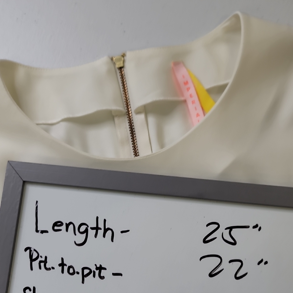 Imperial back Ruching Blouse - Picture 7 of 7
